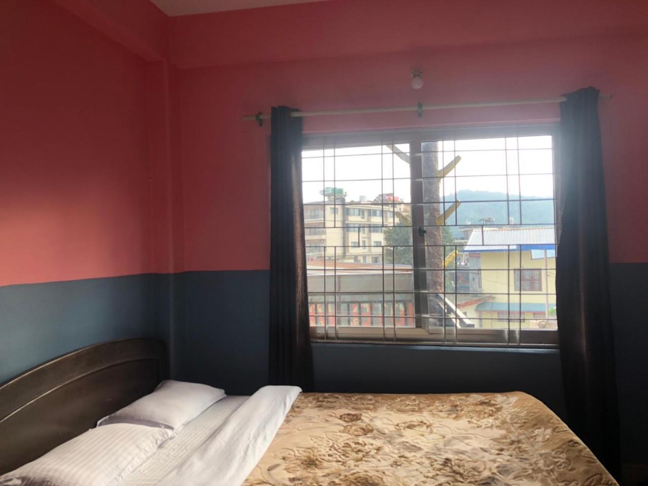 Krishna Inn Pokhara Exterior foto